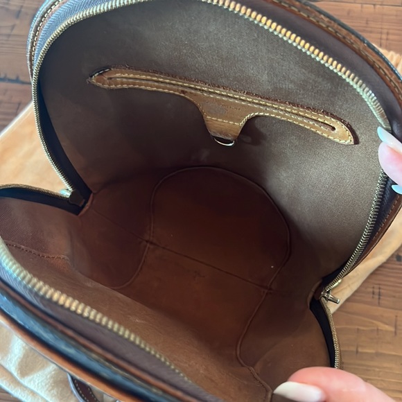 Authentic Louis Vuitton!!! Ellipse backpack, sac a dos. Adjustable straps!!! - Picture 5 of 11